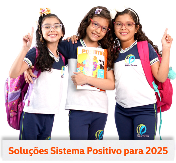 Alunos com material didático Positivo