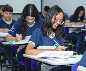foto de turma do ensino médio